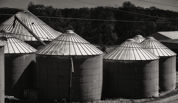 Little Cove Road Grain Silos